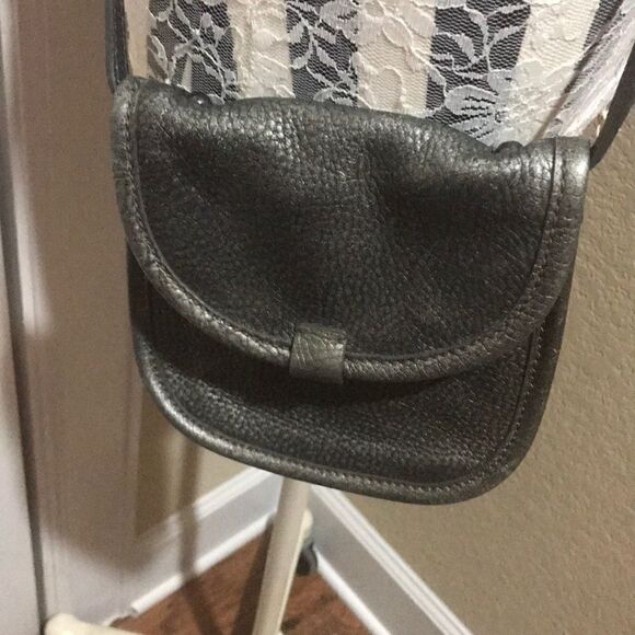 UGG Charcoal Gray Pebble Leather Crossbody - Picture 1 of 8